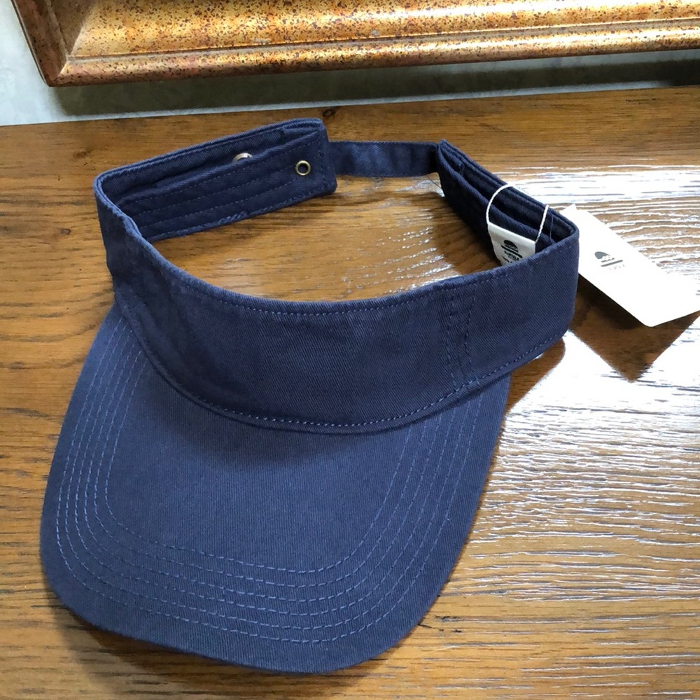 New Furtalk unisex sun visor.  One size, adjustable.  Dark blue.  Comes in bag.